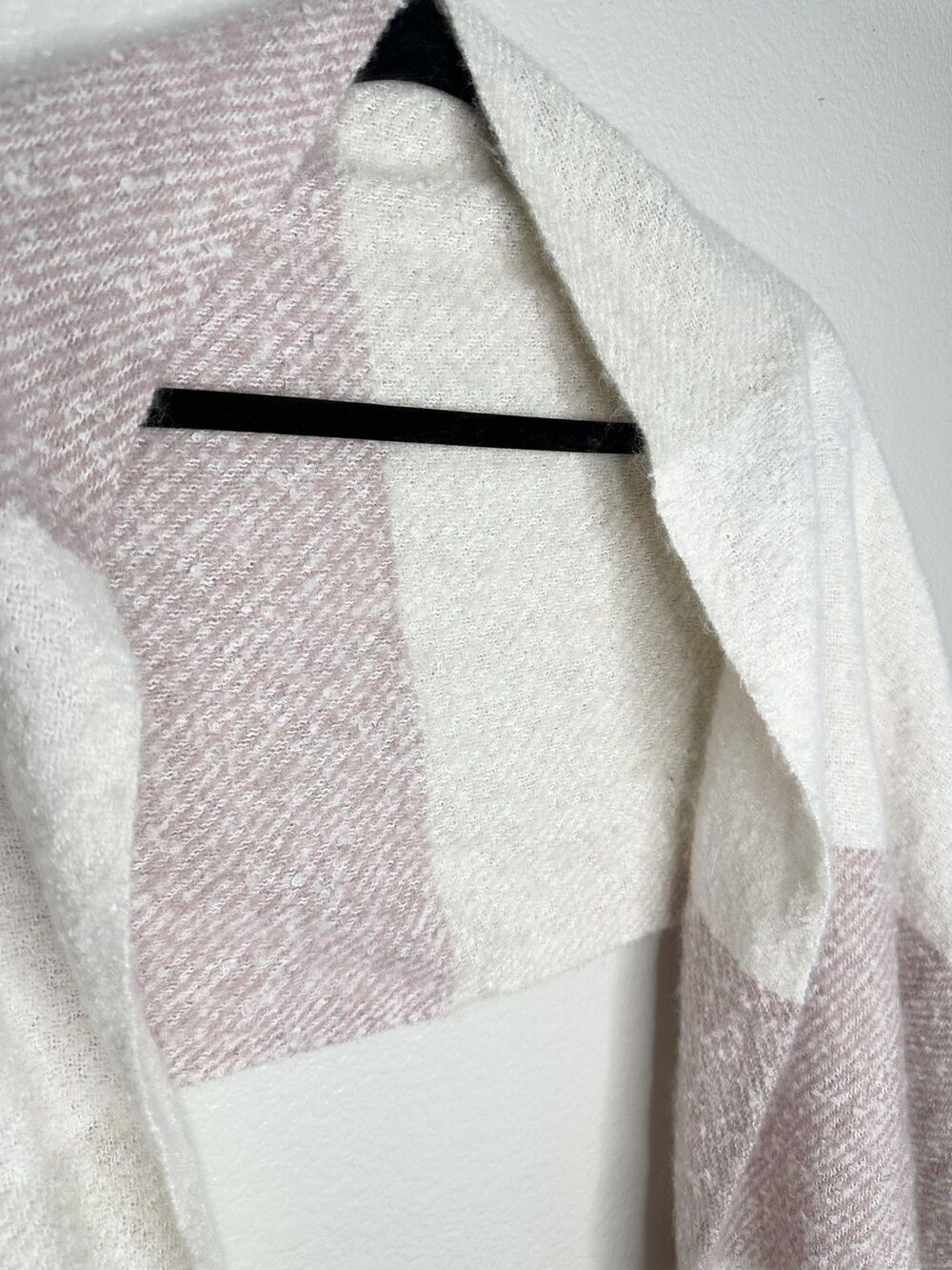 Gentle Fawn Scarf Womens One Size Cream Pink Colorblock Plaid Fringe Soft Cozy - Picture 3 of 6